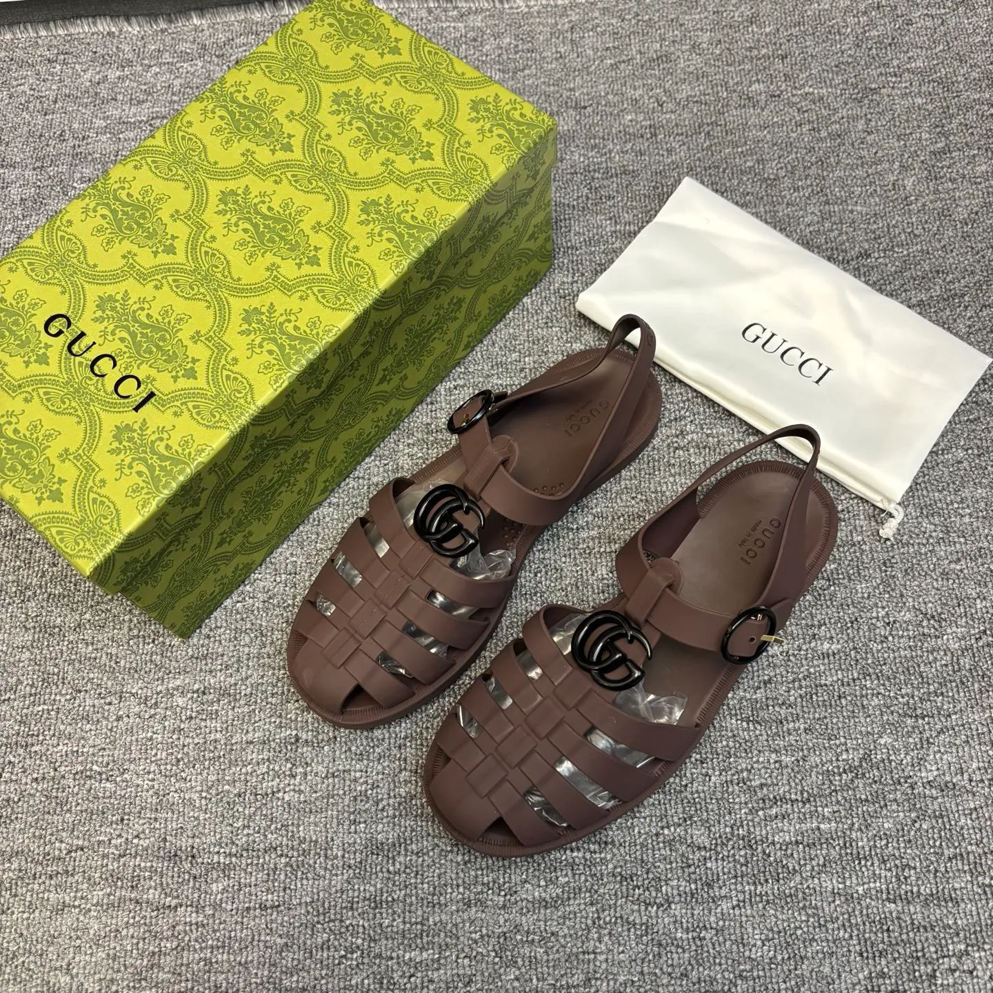 Men's shoes 260💰 [Gucci] Counter quality, top-quality original goods, real photos! Original TPU material, fine workmanship, comfortable; genuine 1:1 replica Size: 36 ~ 46